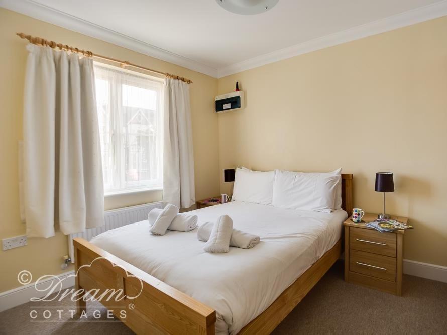 Bridge Apartment Уэймут Экстерьер фото